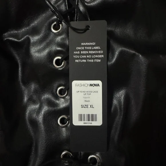 Fashion Nova Black Lace-Up Crop Top - Picture 3 of 3